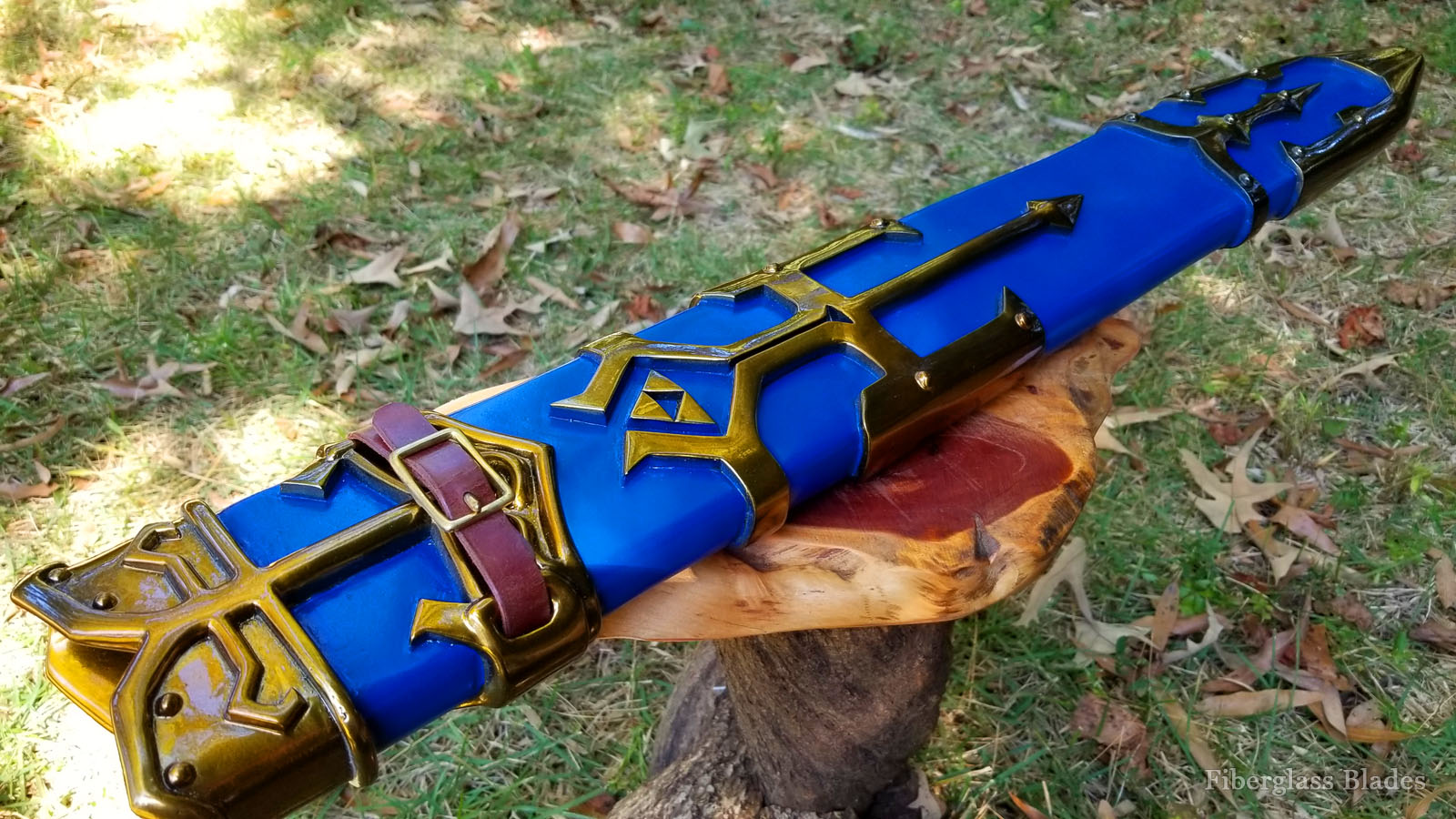 Legend of Zelda Twilight Princess Master Sword and sheath cosplay replica prop